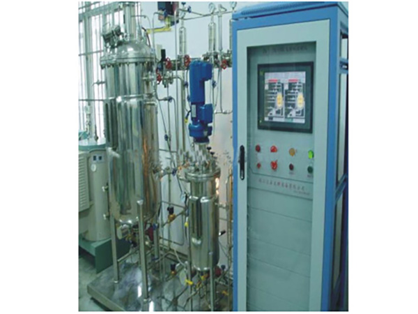 15-150L全自动液体菌济发酵系统